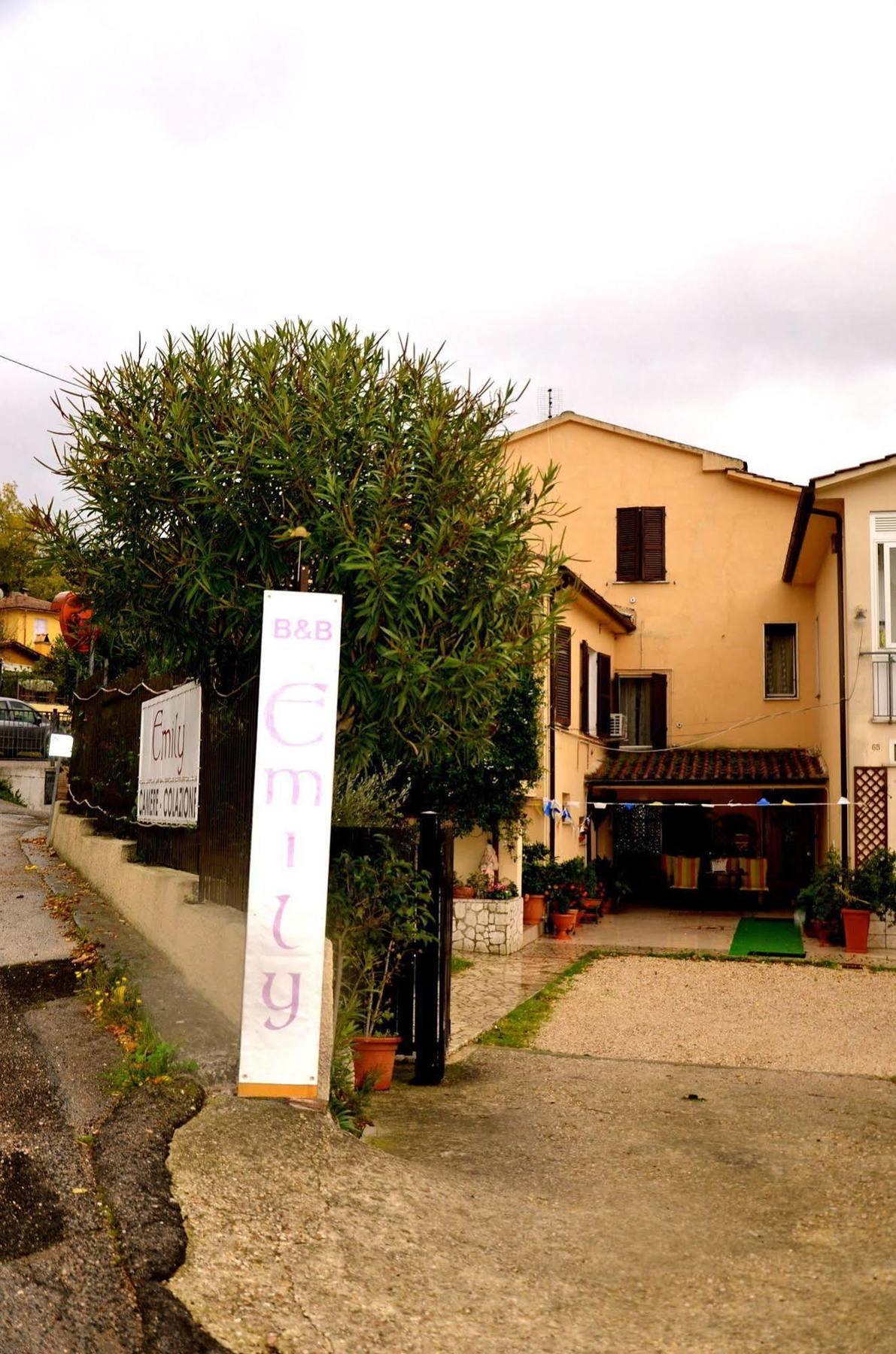 Emily Bed and Breakfast Stroncone Esterno foto